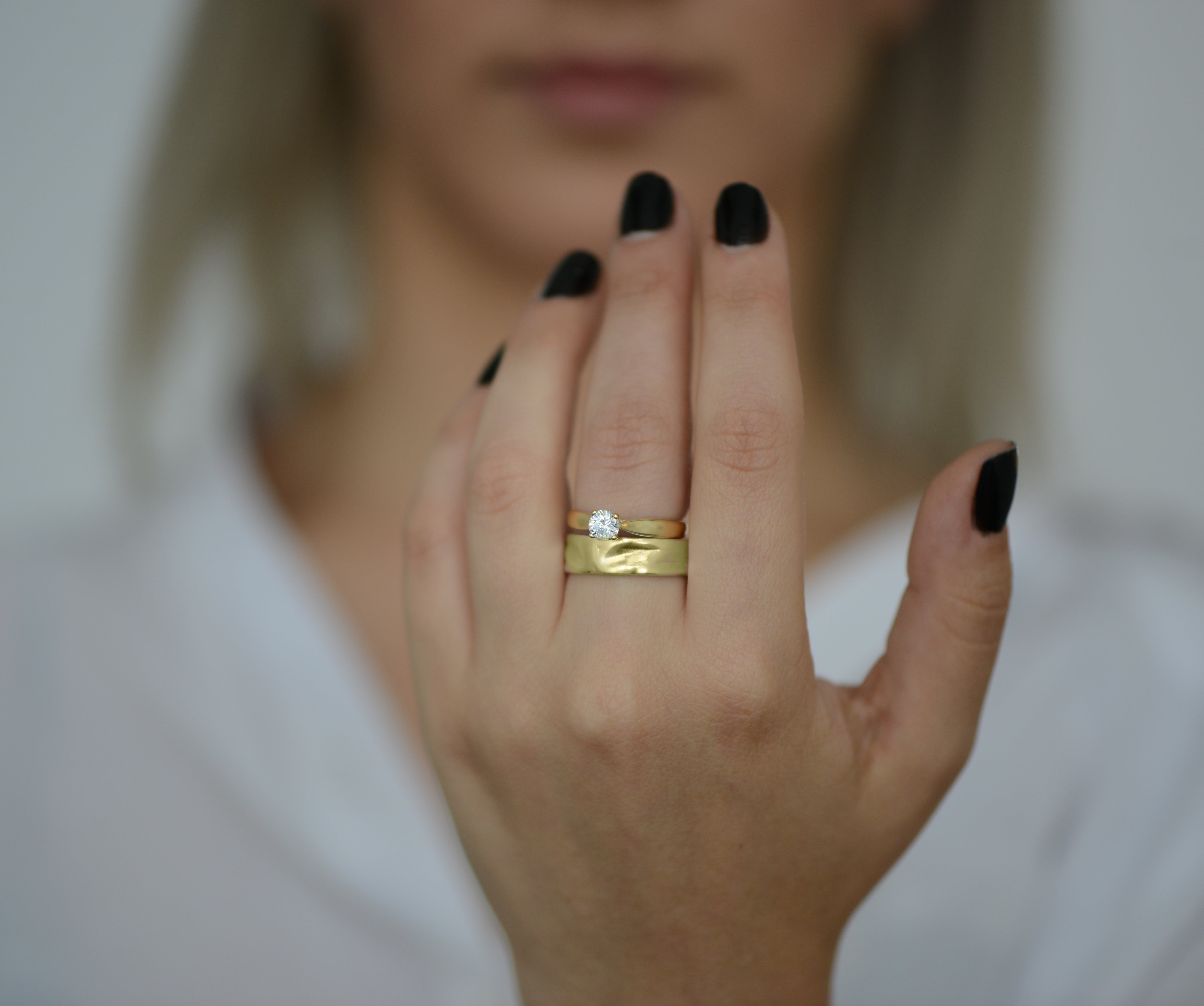 טבעת סוליטר  | זהב משובצת יהלום